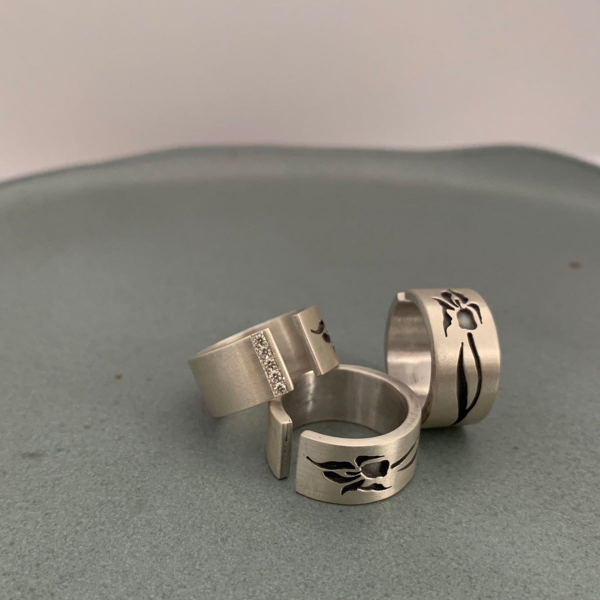 Iris Ring – Jes Elizabeth Jewelry